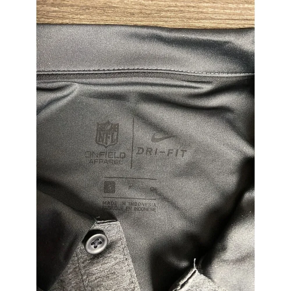 Nike NFL Chicago Bears Crucial Catch Intercept Cancer‎ Polo Sz small AR6788-060